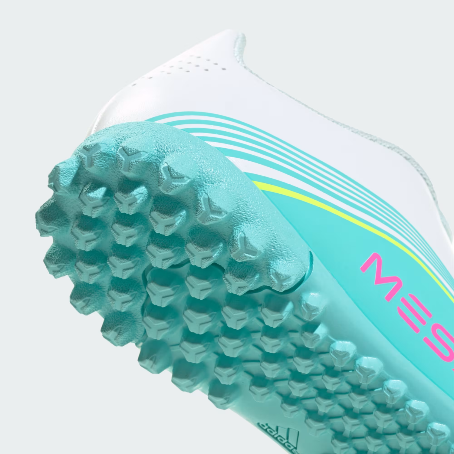 Chimpunes F50 Messi Club Pasto Artificial para Niños