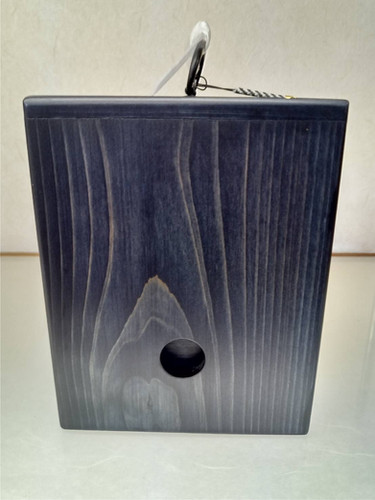 隅立四ツ目窓の藍染め遊山箱 | ichikawa