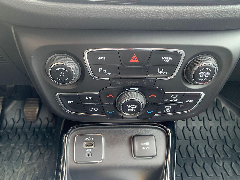 Miniatura: JEEP COMPASS ( DOWN TOWN)