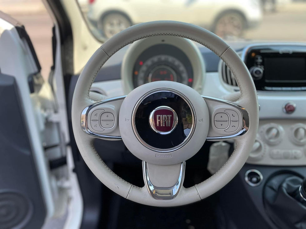 Miniatura: FIAT 500 LOUNGE