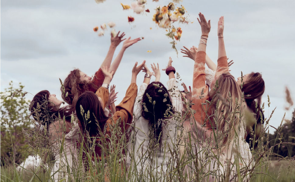 Cara Womens Circle