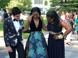 Kool Kidz take Senior Prom