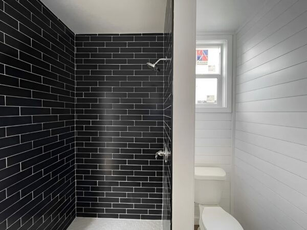 Thumbnail: Customized 40ft Shipping Container Made into Luxurious 1 Bedroom.
