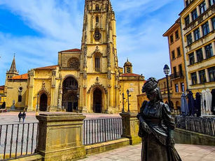 CATEDRAL de OVIEDO - Panteón dos Reis das Astúrias