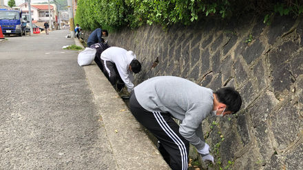 樽味キャンパス周辺の水路清掃