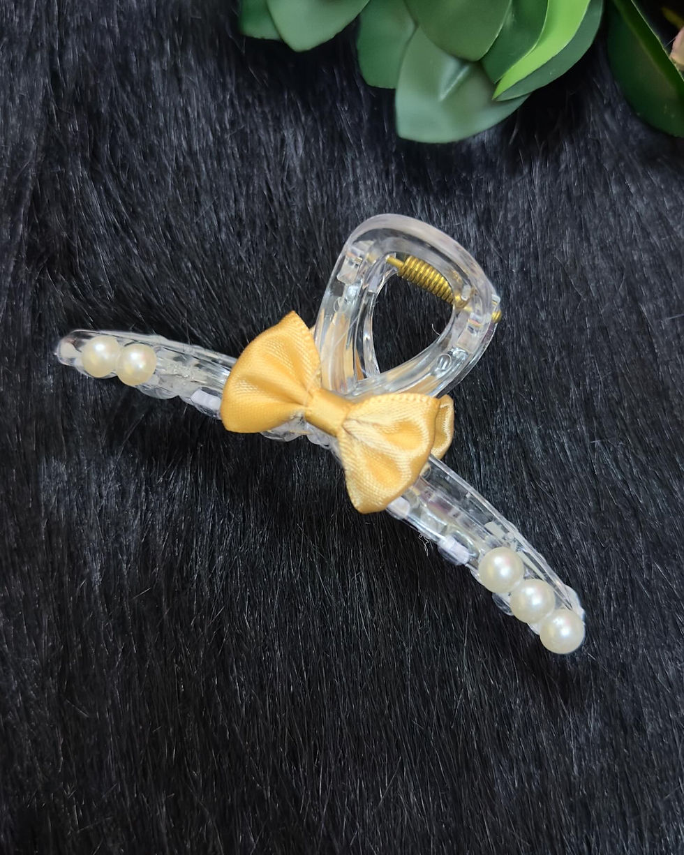 Thumbnail: Pearl Bow Claw