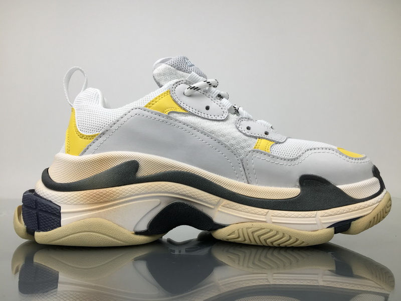 Miniatura: Balenciaga Triple S