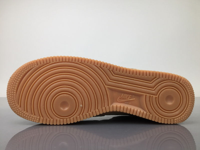 Miniatura: Nike Air Force 1 '07 LV8 Suede