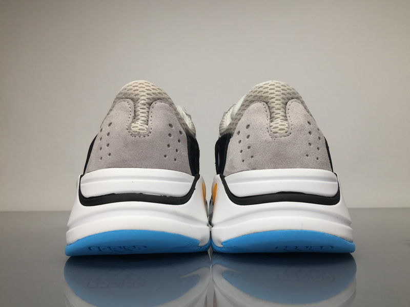 Miniatura: Adidas Yeezy Wave Runner 700