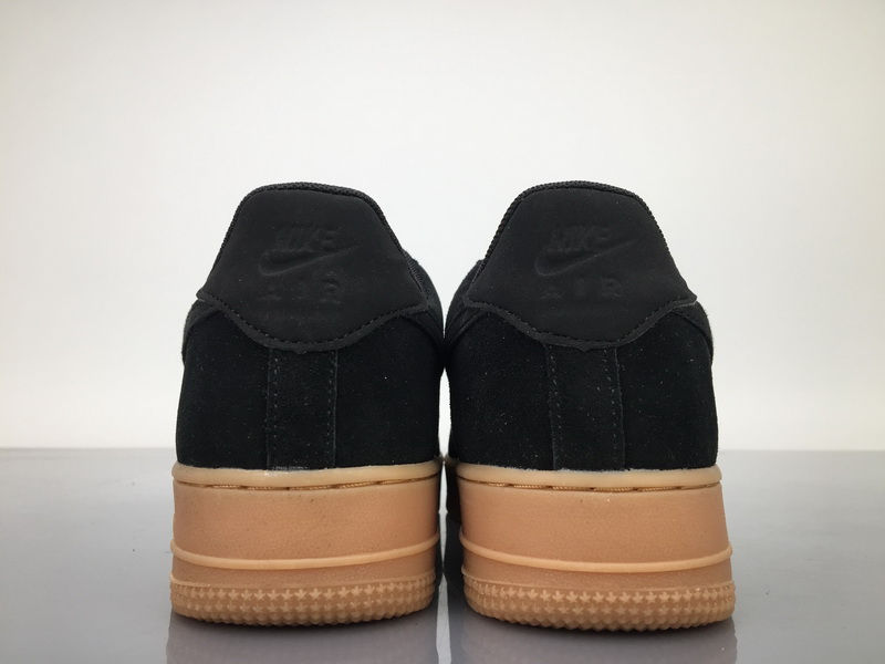 Miniatura: Nike Air Force 1 '07 LV8 Suede black