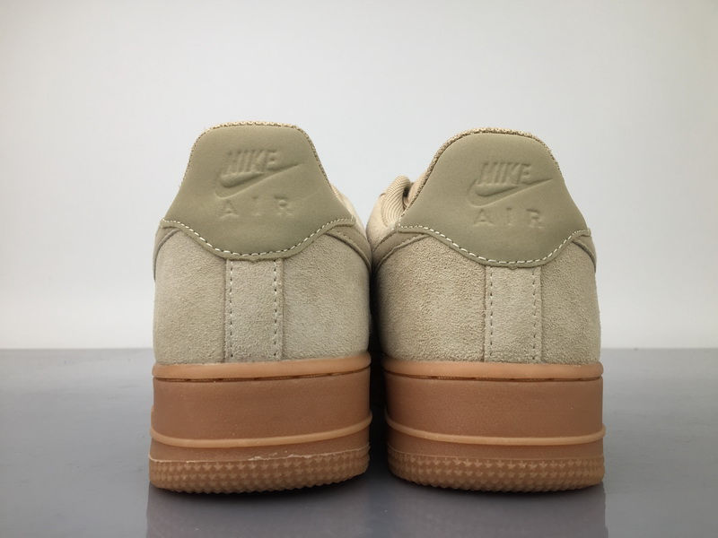 Miniatura: Nike Air Force 1 '07 LV8 Suede