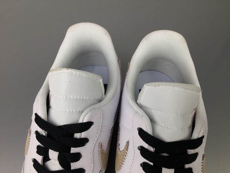 Miniatura: Off - White x Nike Air Force 1