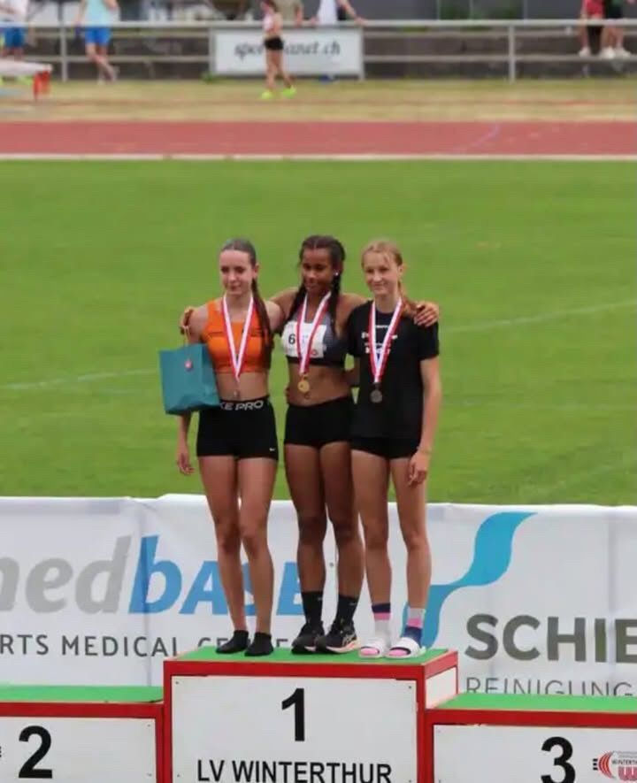 Lavinia Stieger - Platz 3 im Weitsprung der U18