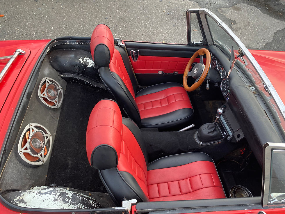 MIDGET INTERIOR