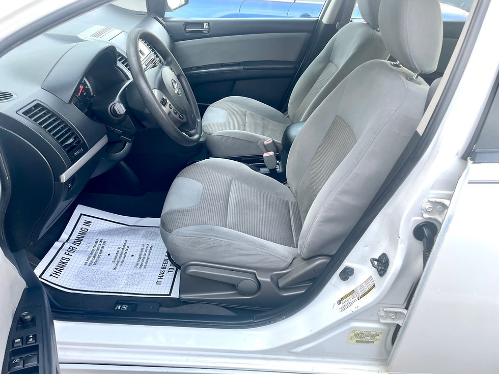 섬네일: 11 NISSAN SENTRA 2.0 SR