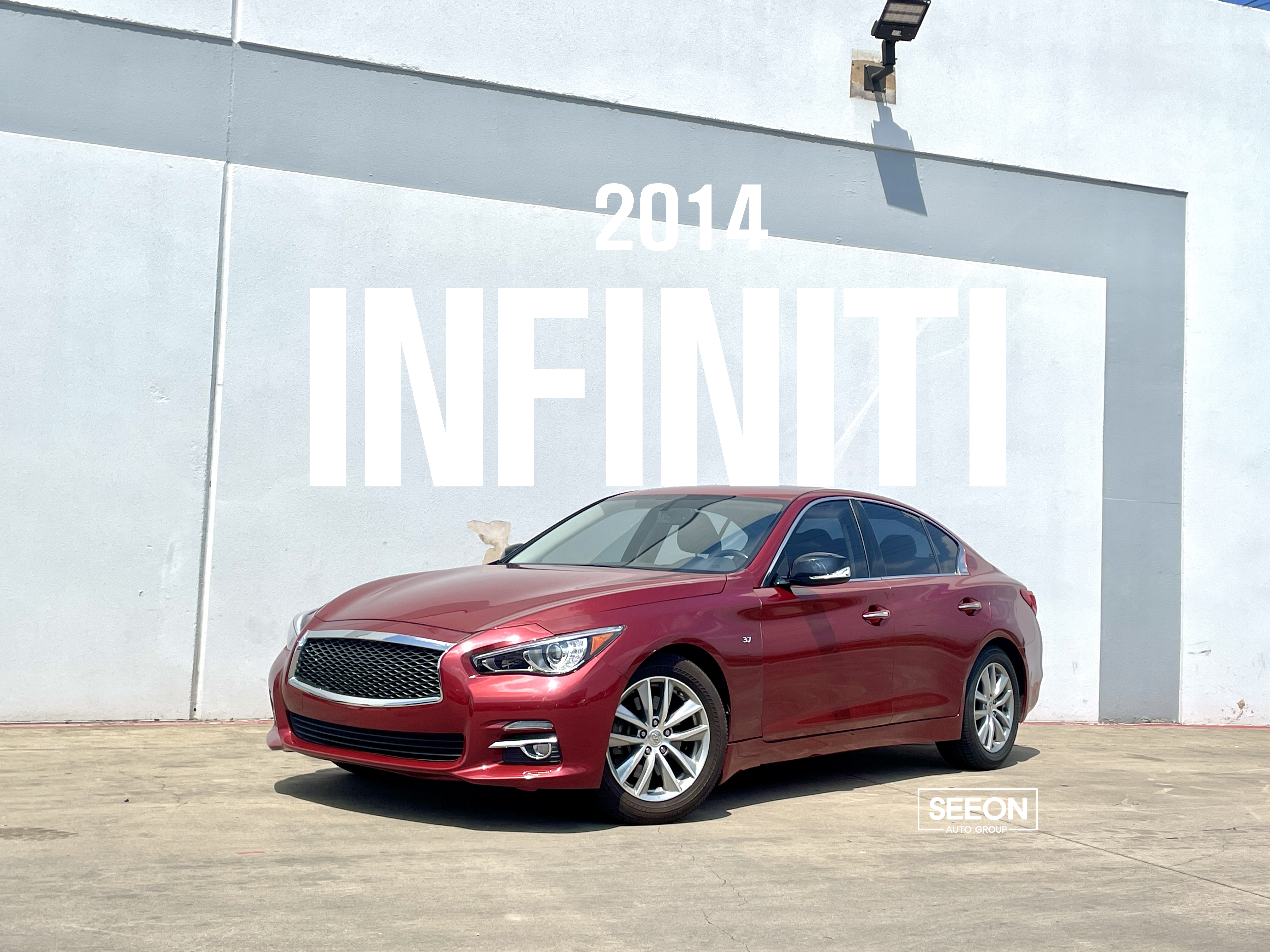 2014 INFINITI Q50 Premium's photo
