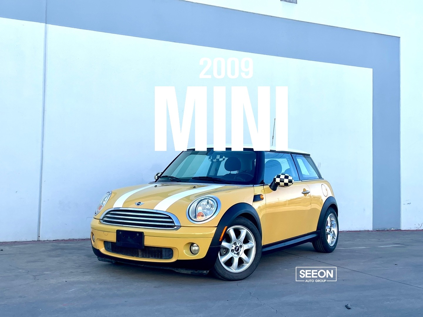 2009 MINI Cooper Base's photo