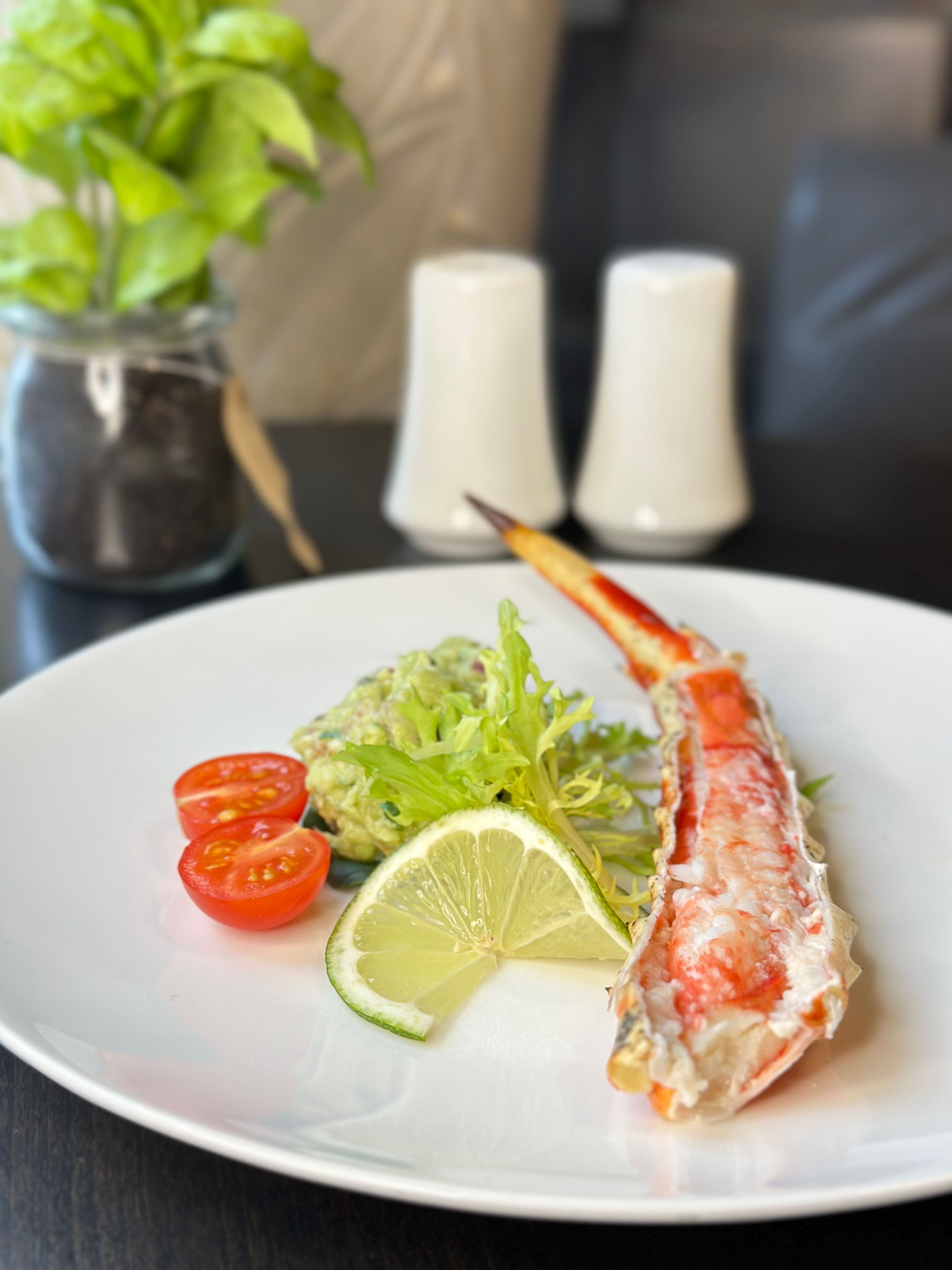 Краб с гуаккомоле