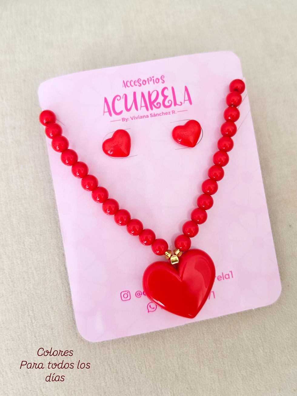 Collar rojo.jpg