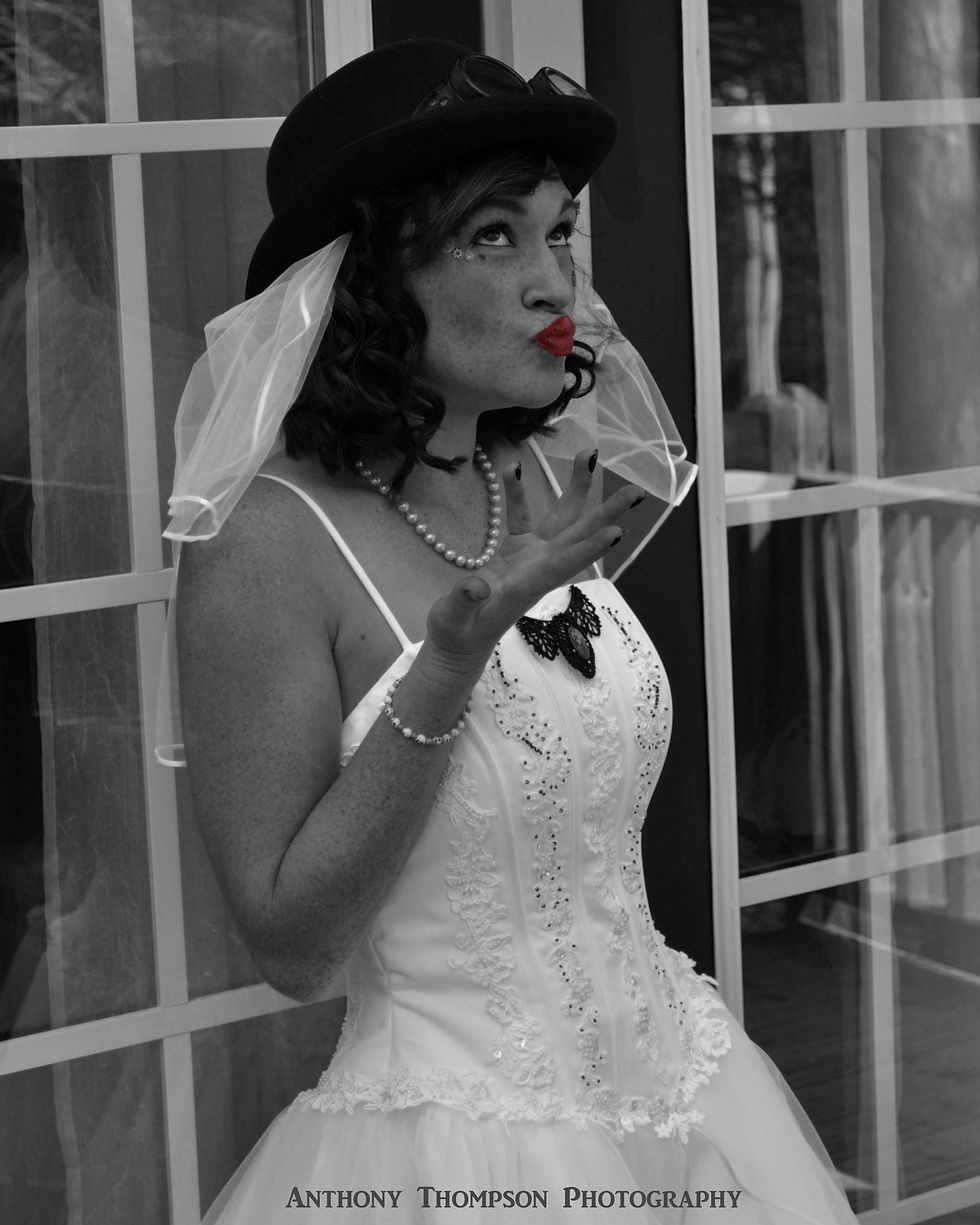 BW w-Red
