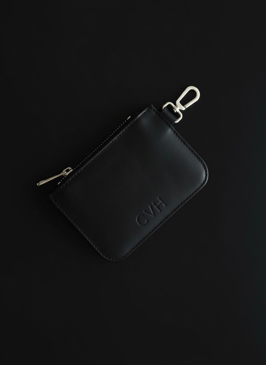Thumbnail: LE PETITE SAC NOIR