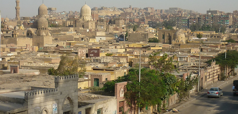 City_of_the_Deads_-_panoramio.jpg
