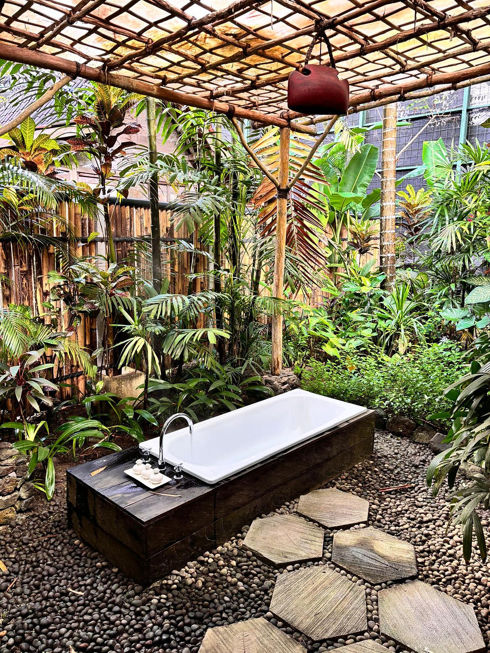 Tropical Bathtub