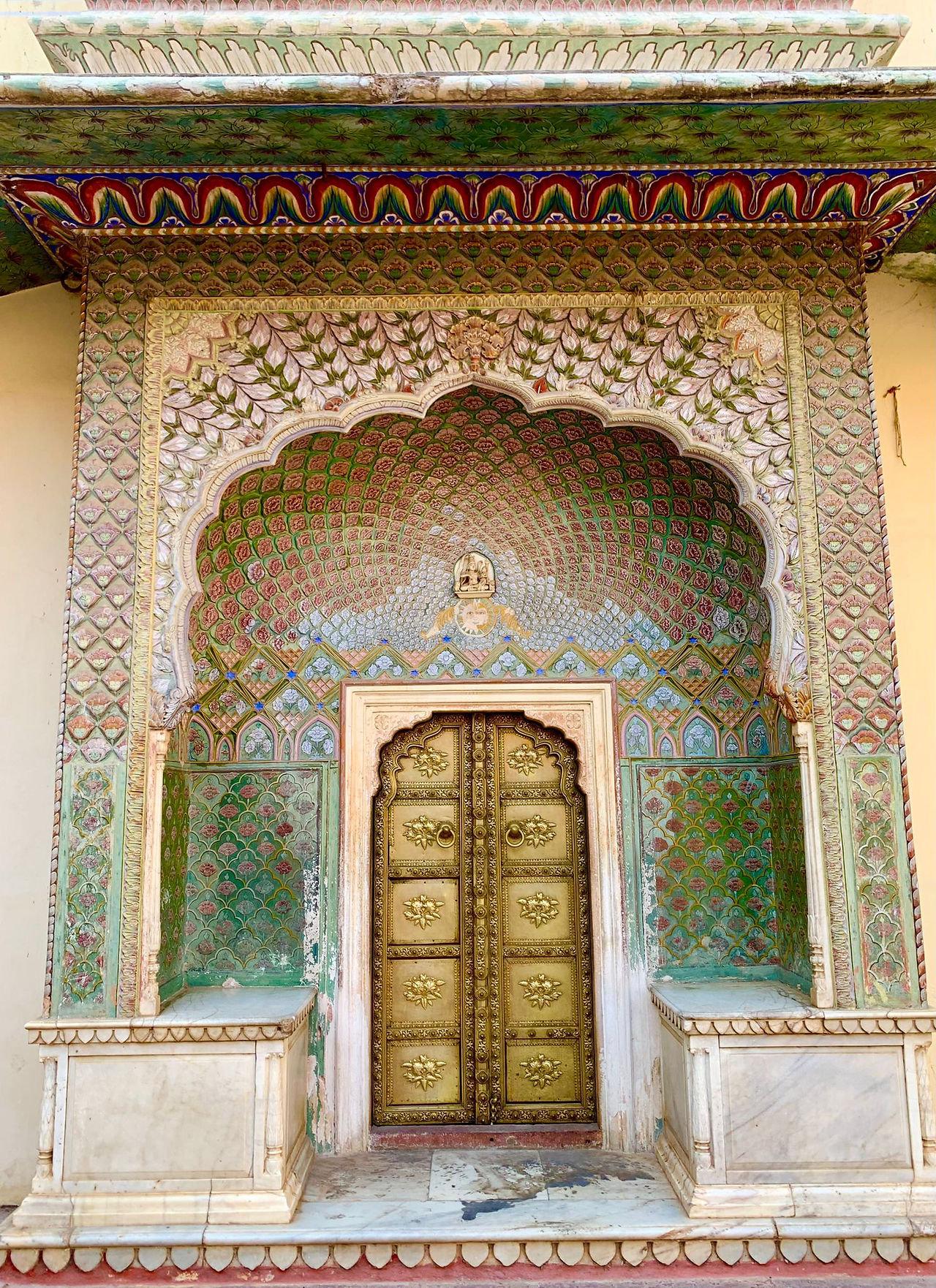 Shita Ritu, the Rose Gate
