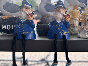 Hamburg maritime figurines