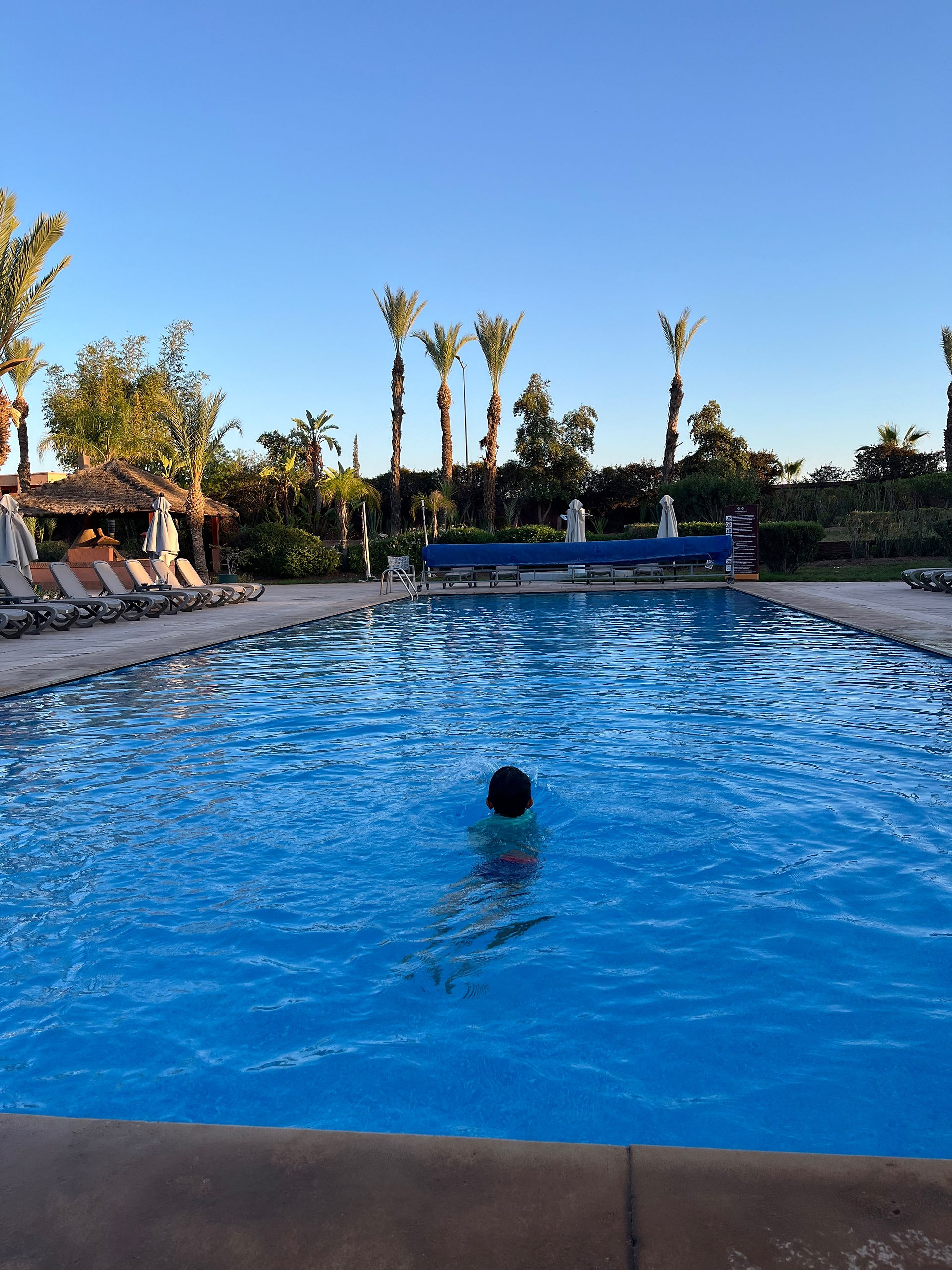 Pool Kenzi Menara