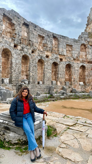 A Morning of Family Memories in Perge - Half-Day Tour in Turkiye