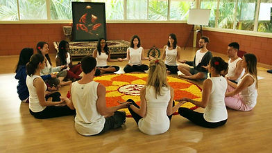 Yogis-in-Teacher-Training.jpeg