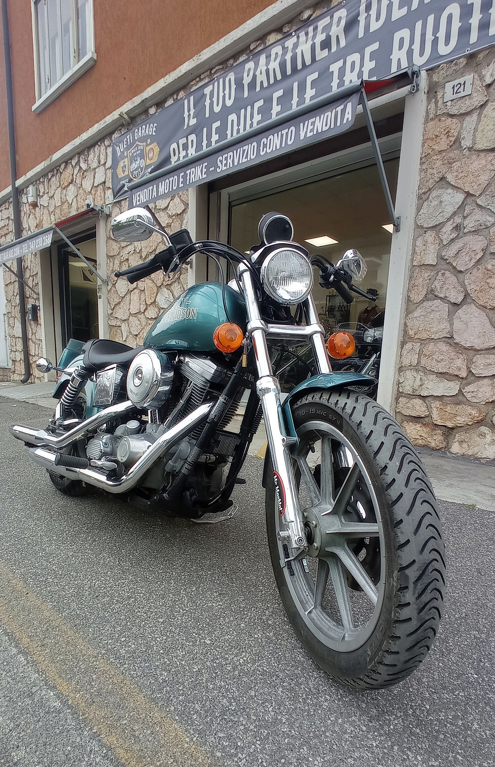 Miniatura: HARLEY DAVIDSON - Dyna Super Glide FXD