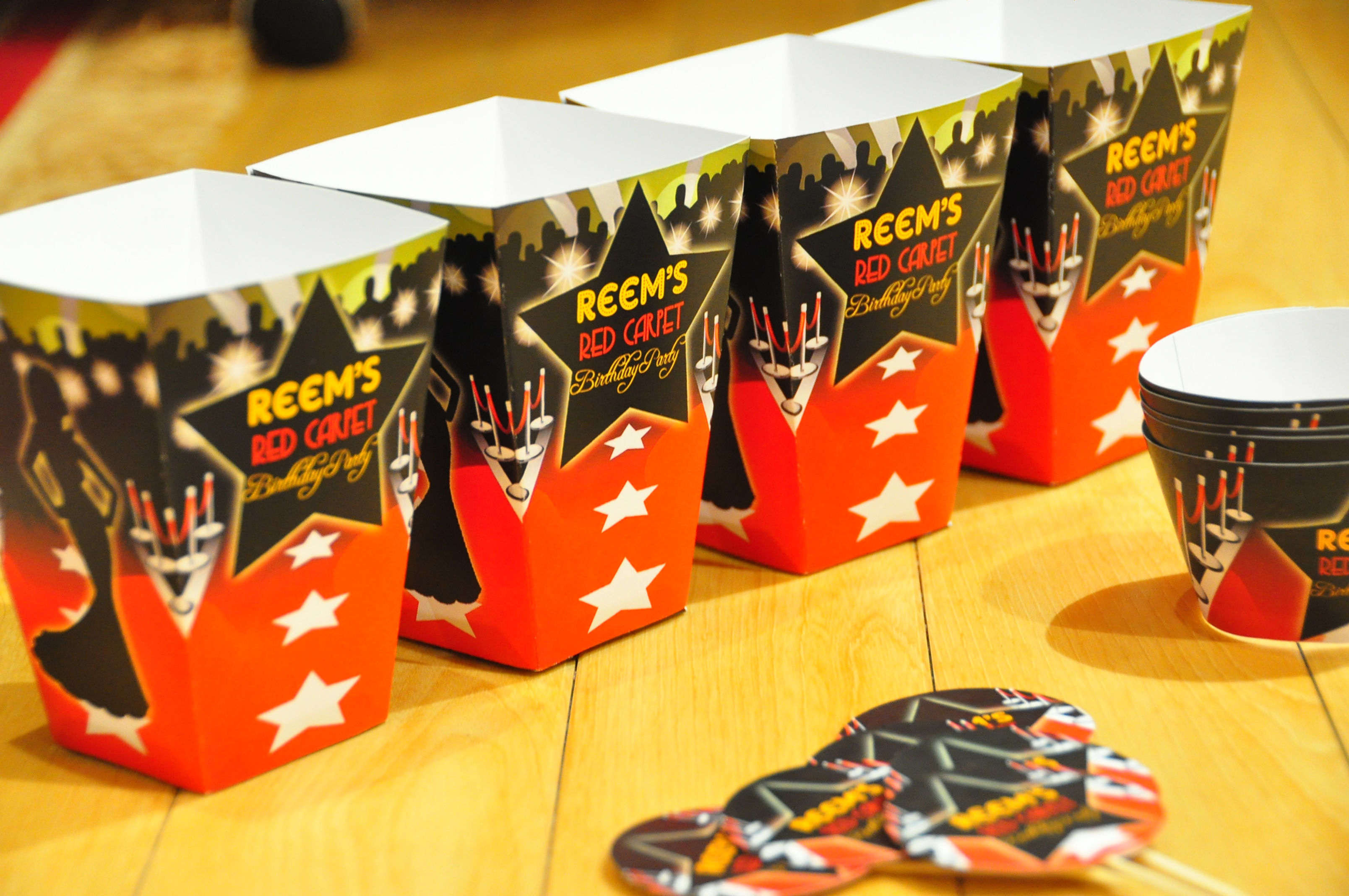 10 Red Carpet Snack Boxes