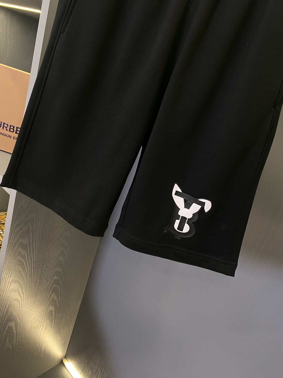 Thumbnail: Shorts Burberry