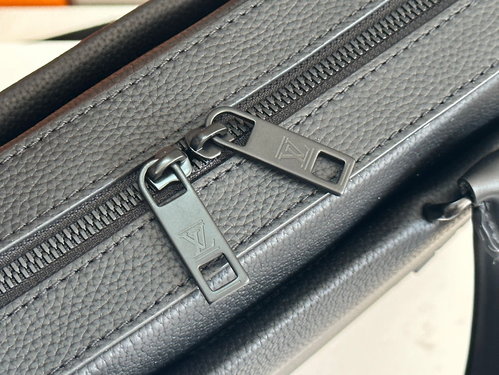 Thumbnail: Bag Louis Vuitton