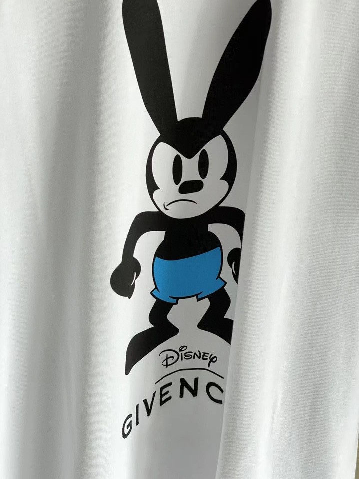 Thumbnail: T-Shirt Givenchy