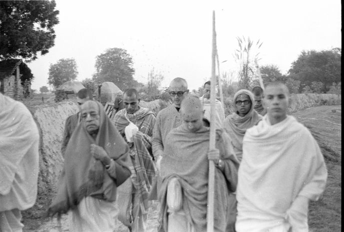 05_parikrama_B22121.jpg
