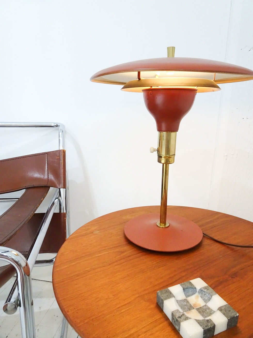 Thumbnail: M.G. wheeler “sight light” saucer table lamp