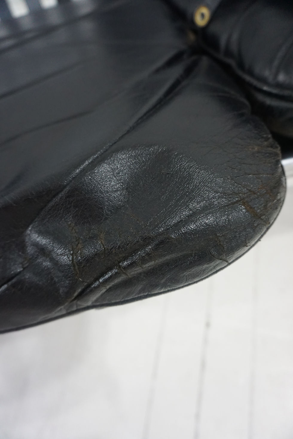 Thumbnail: sling sofa by george nelson for herman miller, 1963