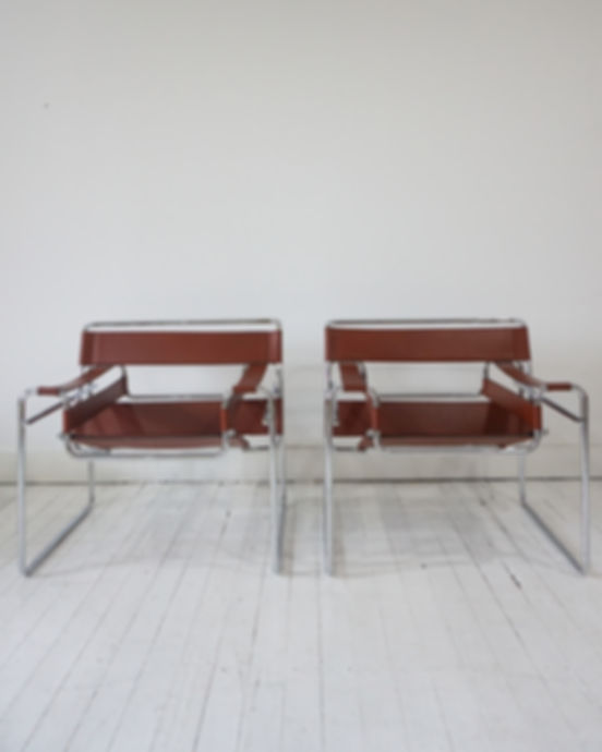 vintage wassily chair - brown leather
