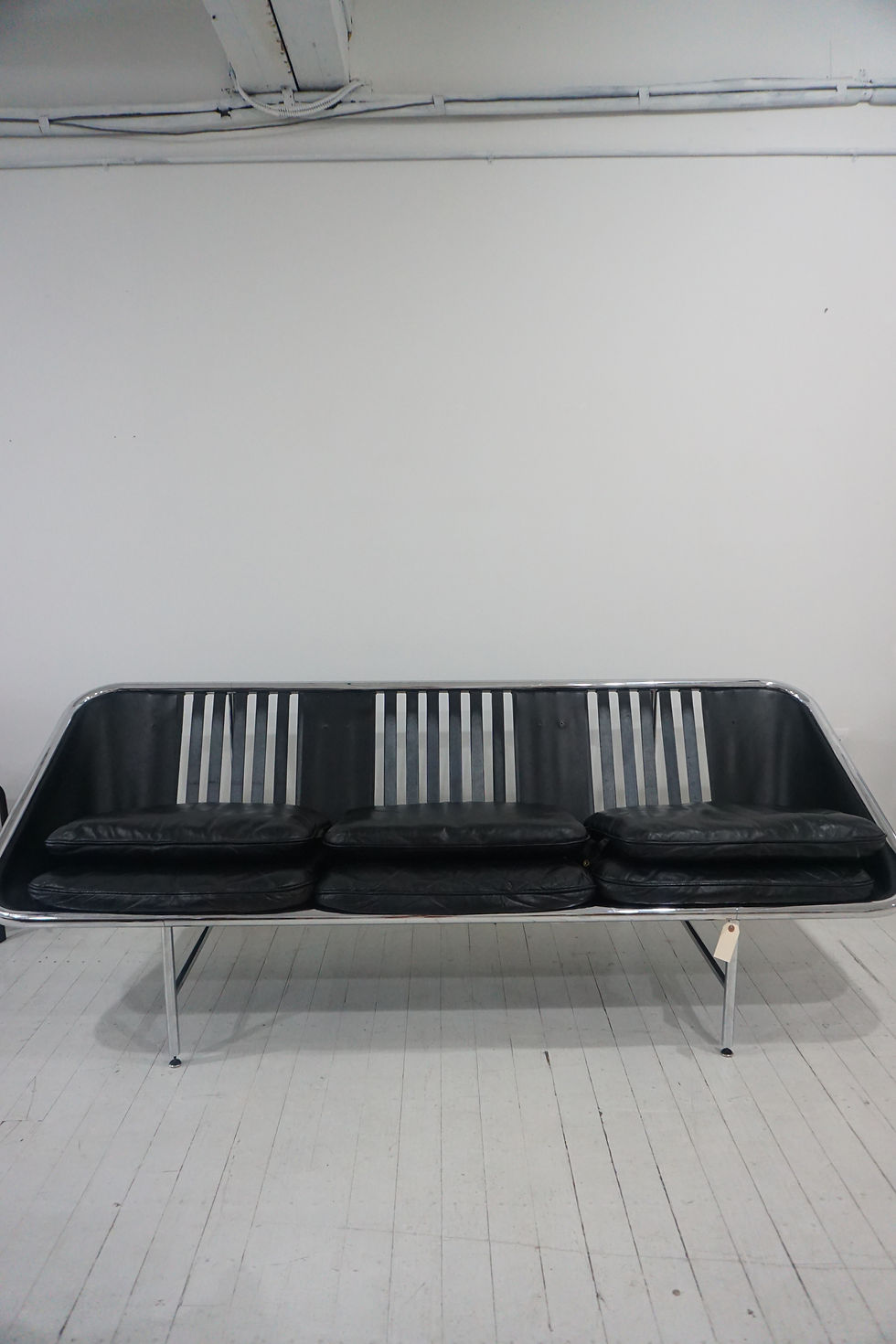 Thumbnail: sling sofa by george nelson for herman miller, 1963