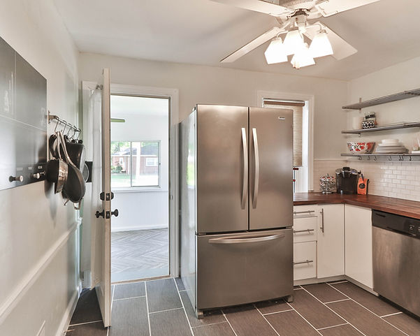 5763 Oleatha Ave 098.jpg