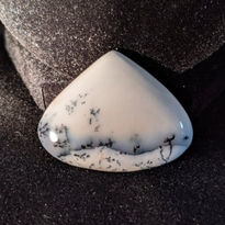 Dendritic White Agate for jewelry