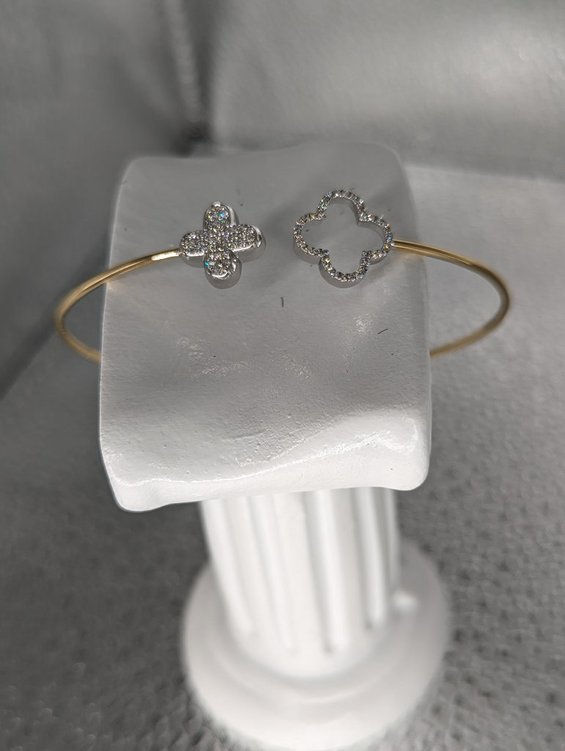Thumbnail: 14K White and Yellow Gold and Diamond Bangle with Clover-shaped Clasp | JM Scully Jewelers | Designs by Scully
