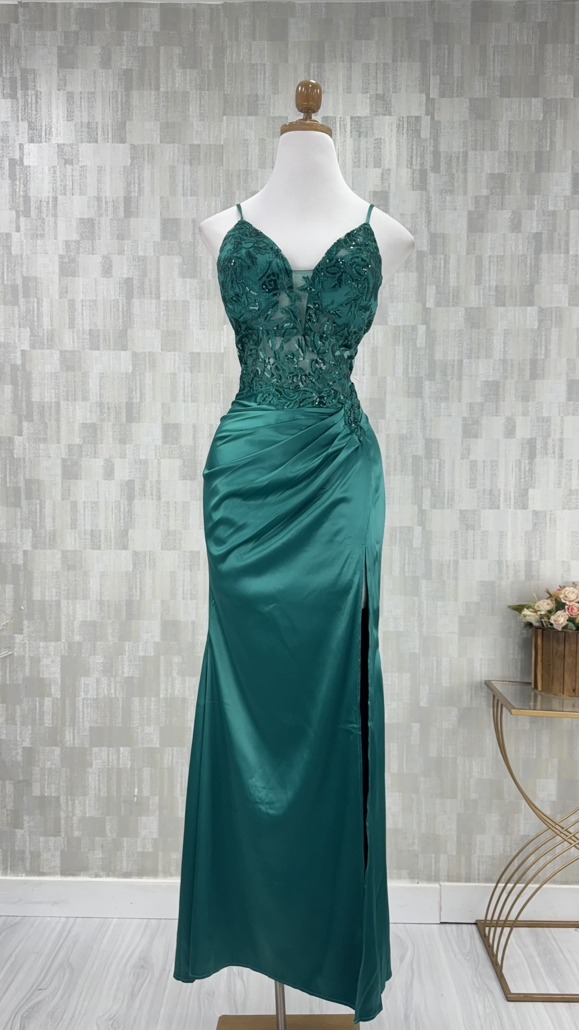 Vestido con detalles