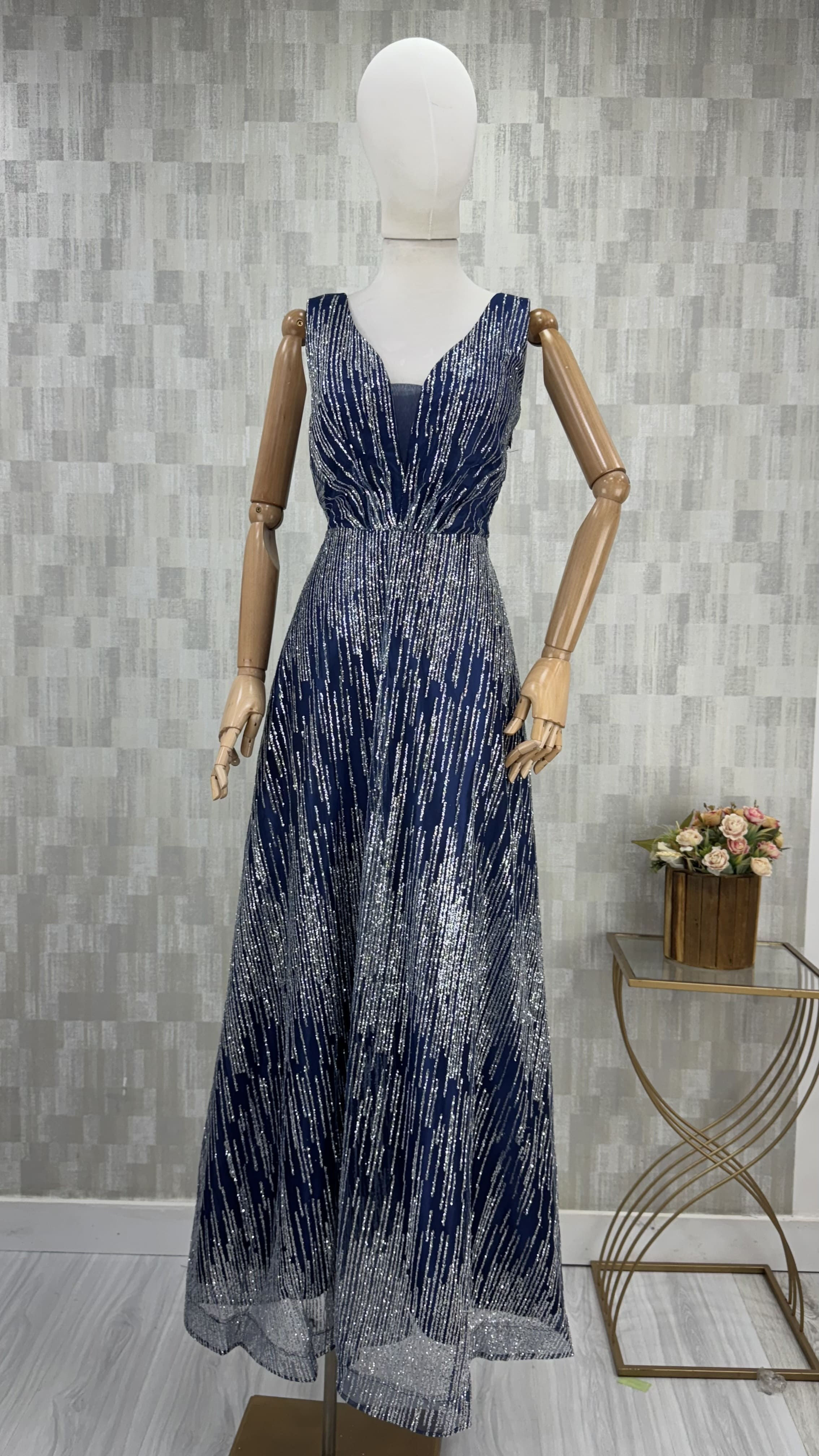 Vestido con detalles de brillo