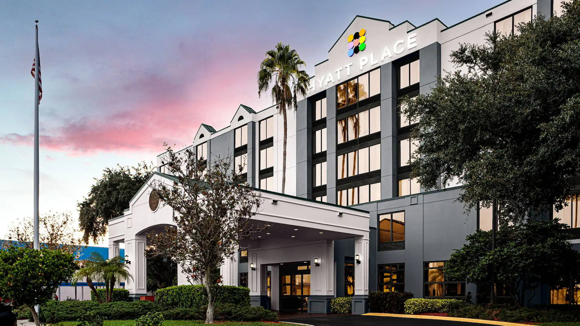 TPAZL-P0002-Hotel-Exterior.16x9-1.webp