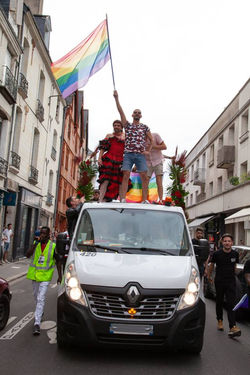 35646162_1890120064343152_4515989280874561536_n