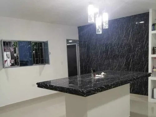 Miniatura: Paredes en UV Marmol